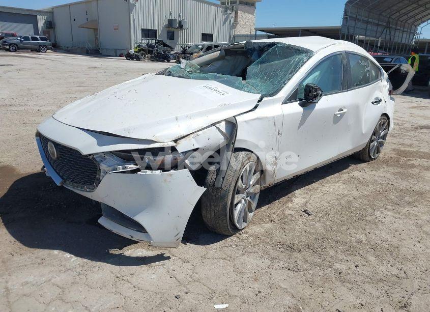 Photo 2 of 2021 Mazda Mazda3 SELECT (VIN JM1BPABL0M1333705)