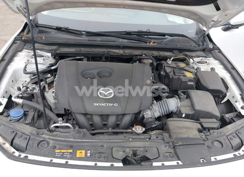 Photo 10 of 2020 Mazda Mazda3 (VIN JM1BPABL4L1165615)