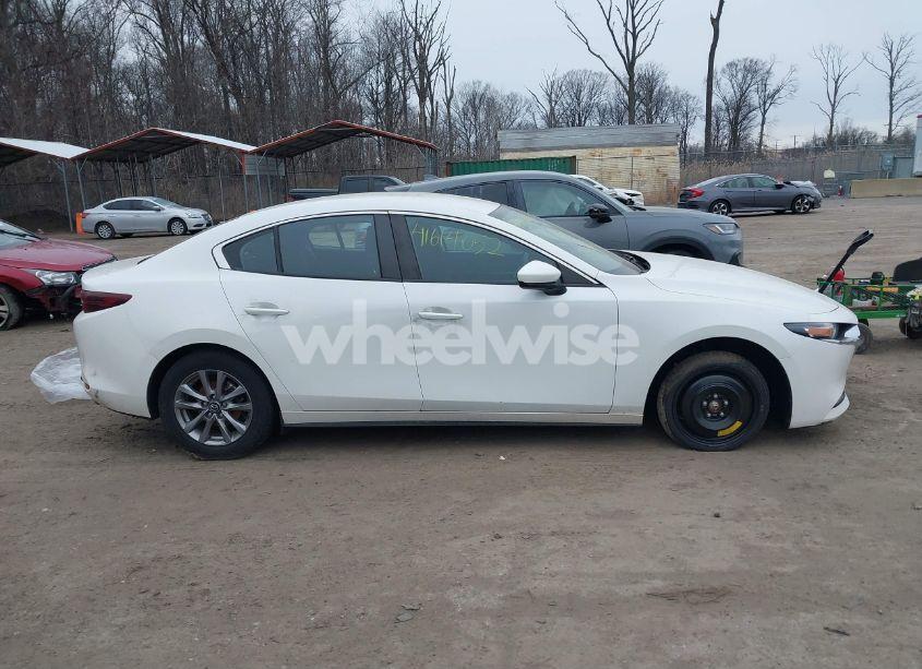 Photo 12 of 2020 Mazda Mazda3 (VIN JM1BPABL4L1165615)