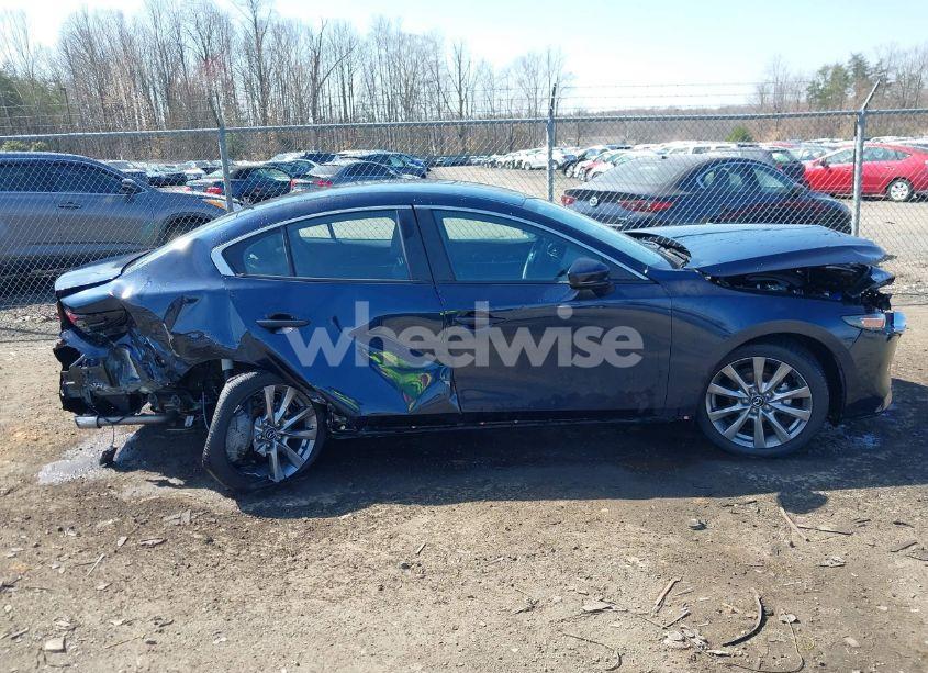 Photo 13 of 2021 Mazda Mazda3 SELECT (VIN JM1BPABL4M1326899)