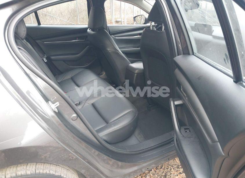 Photo 8 of 2021 Mazda Mazda3 SELECT (VIN JM1BPABL4M1339748)