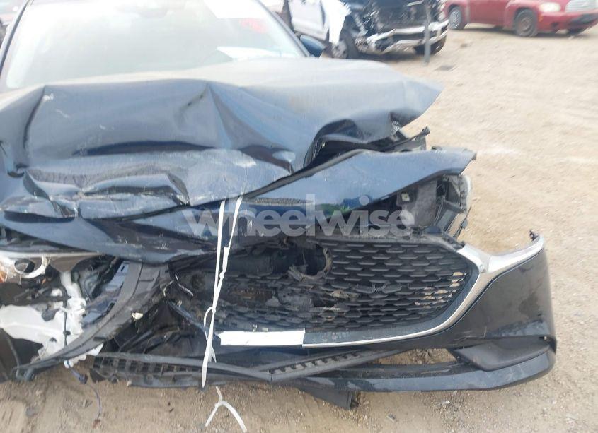 Photo 6 of 2021 Mazda Mazda3 SELECT (VIN JM1BPABL5M1316480)