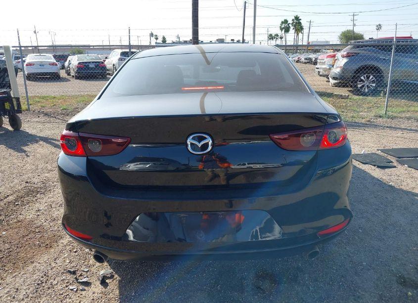 Photo 16 of 2021 Mazda Mazda3 SELECT (VIN JM1BPABL8M1334181)