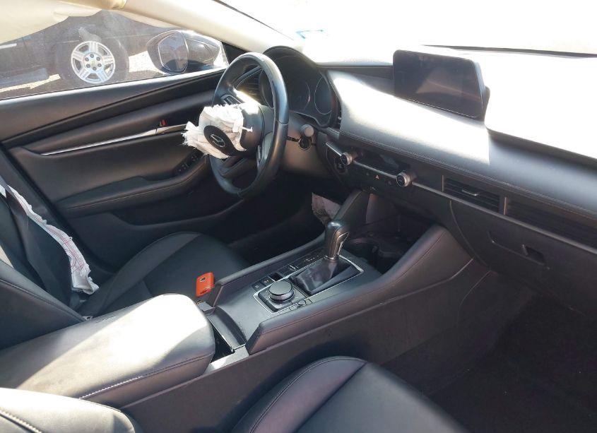 Photo 5 of 2021 Mazda Mazda3 SELECT (VIN JM1BPABL8M1334181)