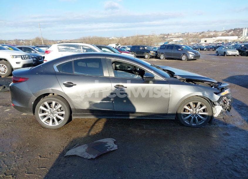 Photo 12 of 2021 Mazda Mazda3 (VIN JM1BPABL8M1341101)
