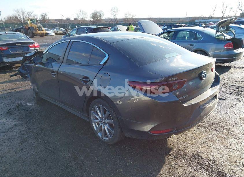 Photo 3 of 2021 Mazda Mazda3 (VIN JM1BPABL8M1341101)