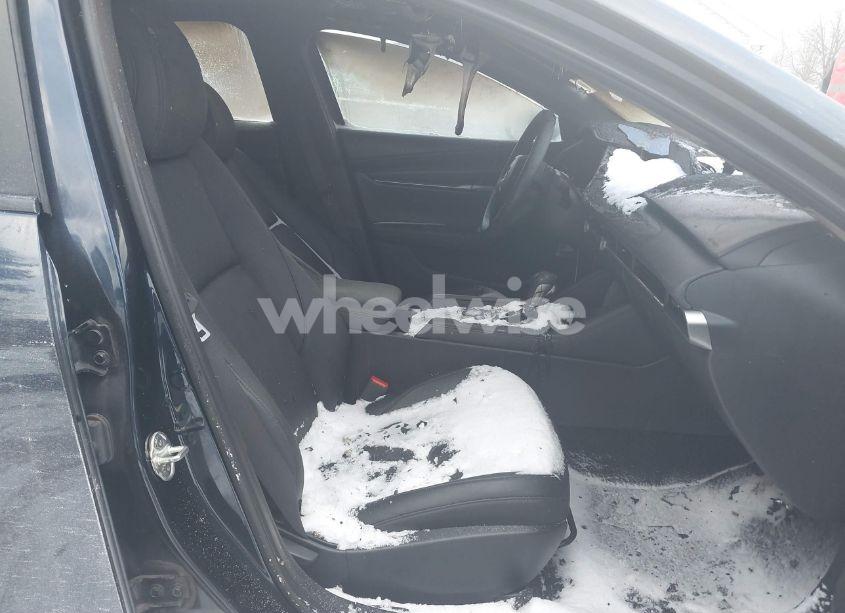 Photo 5 of 2021 Mazda Mazda3 SELECT (VIN JM1BPABL9M1320922)