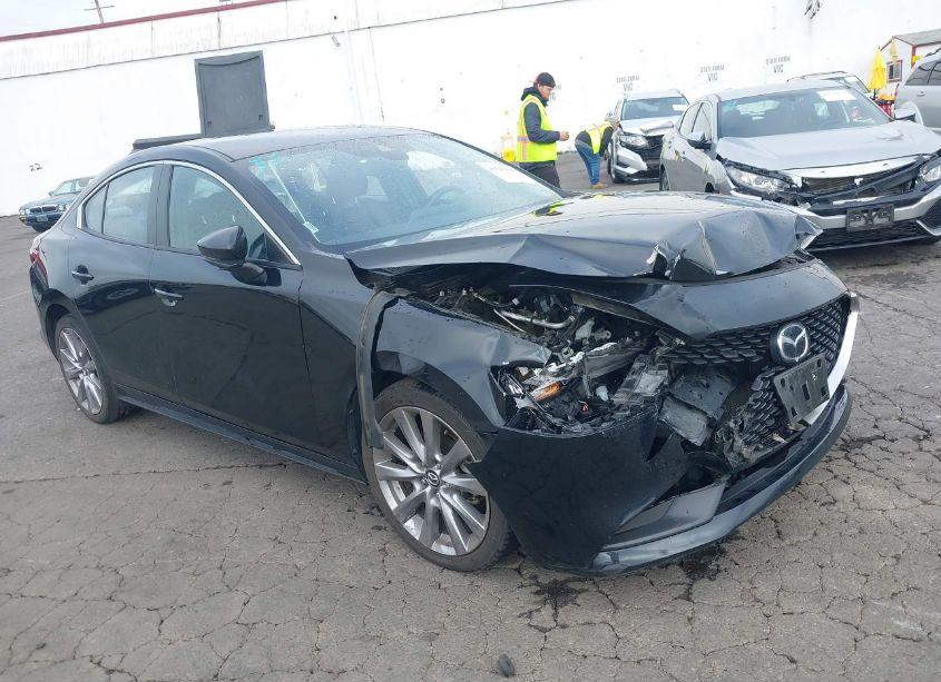 2021 Mazda Mazda3 SELECT (VIN JM1BPABL9M1330527) main photo