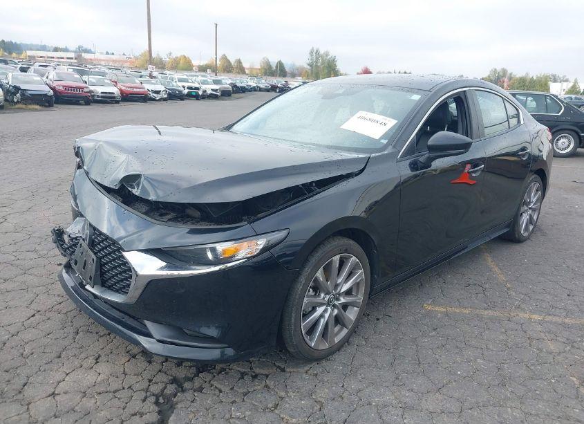 Photo 2 of 2021 Mazda Mazda3 SELECT (VIN JM1BPABL9M1330527)