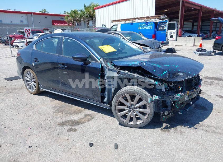 2021 Mazda Mazda3 SELECT (VIN JM1BPABLXM1326518) main photo