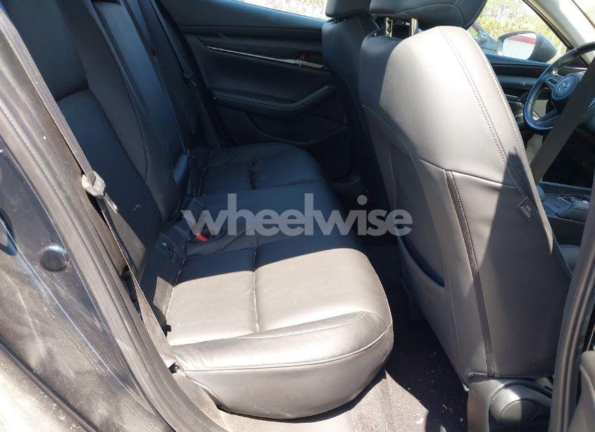 Photo 8 of 2021 Mazda Mazda3 SELECT (VIN JM1BPABLXM1326518)