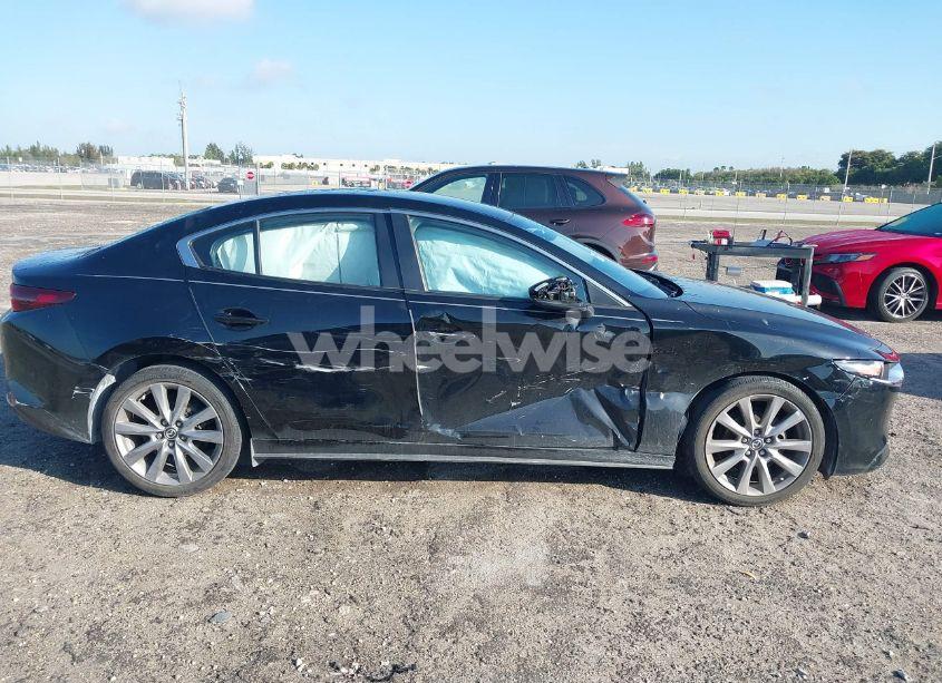 Photo 13 of 2021 Mazda Mazda3 SELECT (VIN JM1BPABLXM1337566)