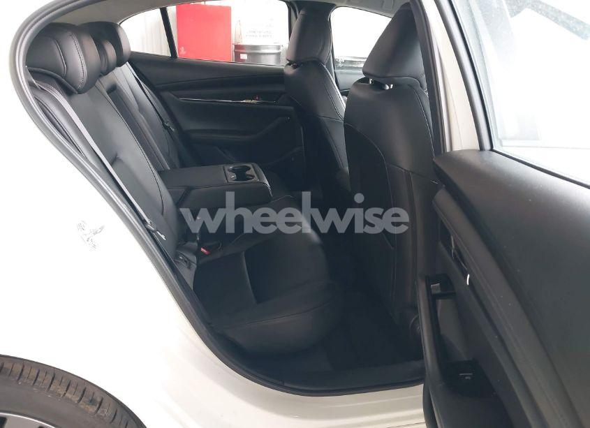 Photo 8 of 2019 Mazda Mazda3 SELECT PACKAGE (VIN JM1BPACL2K1106916)