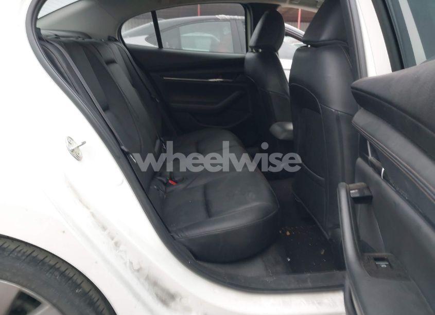 Photo 8 of 2021 Mazda Mazda3 PREFERRED (VIN JM1BPACL3M1319795)