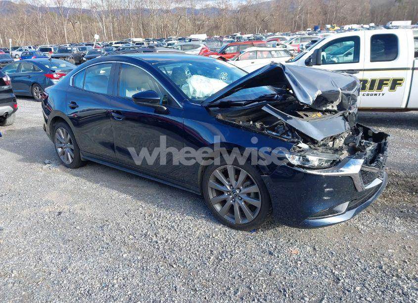 2019 Mazda Mazda3 SELECT PACKAGE (VIN JM1BPACL4K1112474) main photo