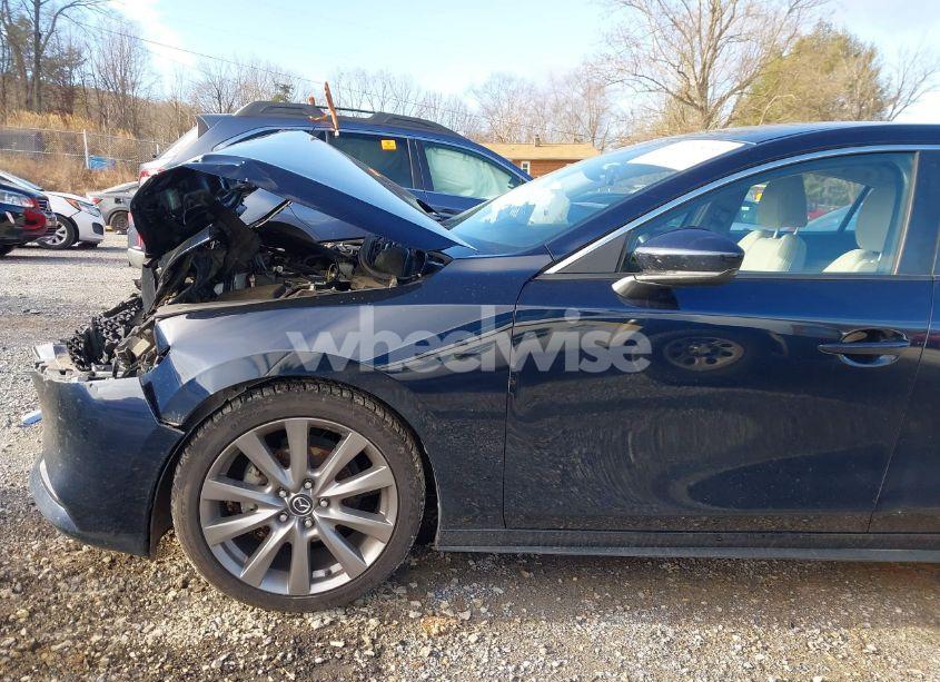 Photo 18 of 2019 Mazda Mazda3 SELECT PACKAGE (VIN JM1BPACL4K1112474)