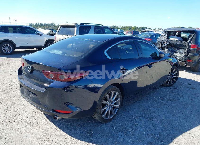 Photo 4 of 2019 Mazda Mazda3 SELECT PACKAGE (VIN JM1BPACL7K1106698)