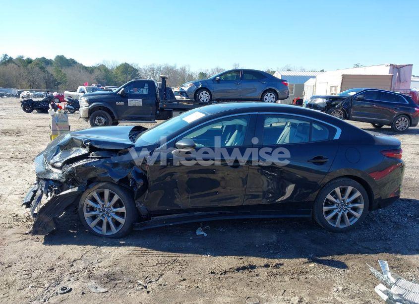 Photo 14 of 2021 Mazda Mazda3 PREFERRED (VIN JM1BPACL7M1327284)