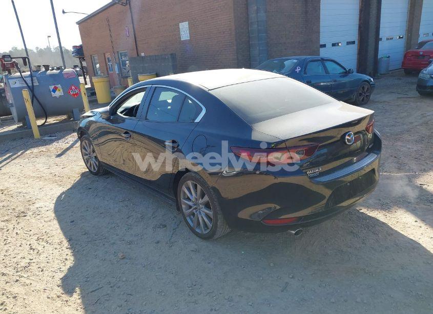 Photo 3 of 2021 Mazda Mazda3 PREFERRED (VIN JM1BPACL7M1337426)