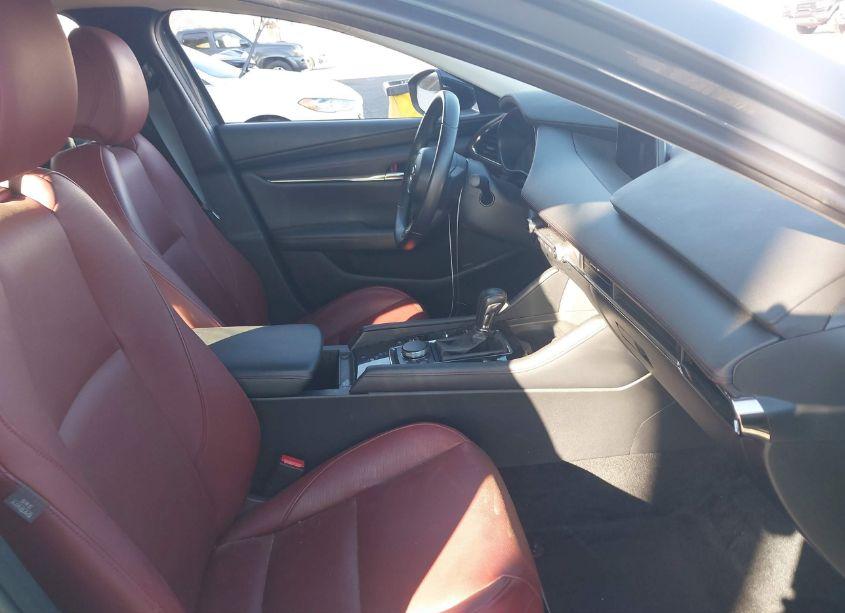 Photo 5 of 2022 Mazda Mazda3 CARBON EDITION (VIN JM1BPACL8N1507245)