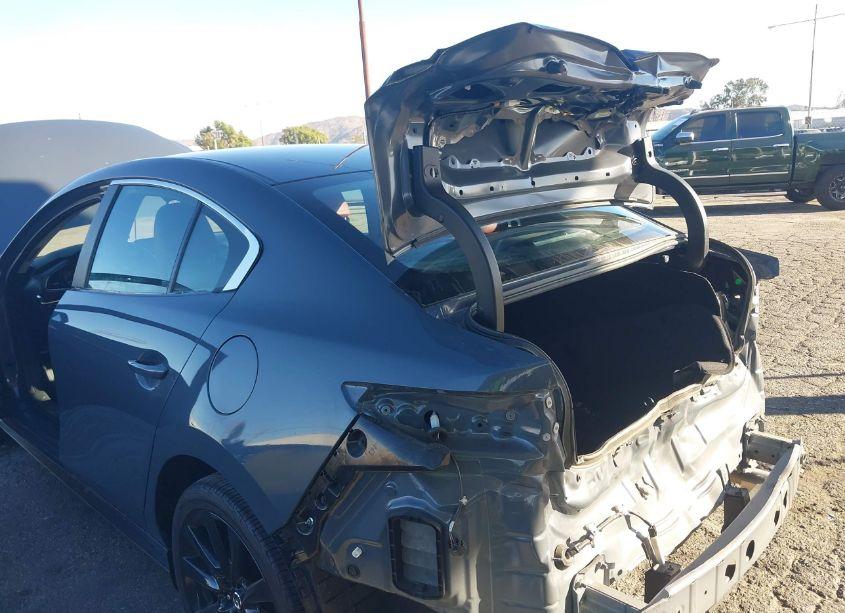 Photo 6 of 2022 Mazda Mazda3 CARBON EDITION (VIN JM1BPACL8N1507245)