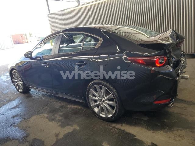 Photo 6 of 2025 MAZDA 3 PREFERRED N/A (VIN JM1BPACM6S1762805)