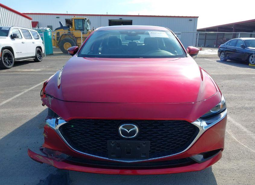 Photo 12 of 2019 Mazda Mazda3 PREFERRED PACKAGE (VIN JM1BPADL2K1114920)