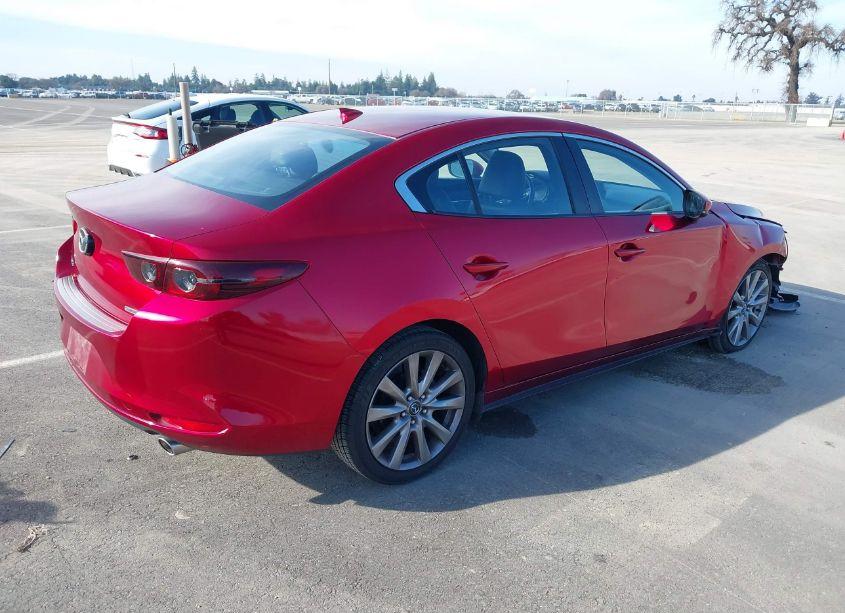 Photo 4 of 2019 Mazda Mazda3 PREFERRED PACKAGE (VIN JM1BPADL2K1114920)