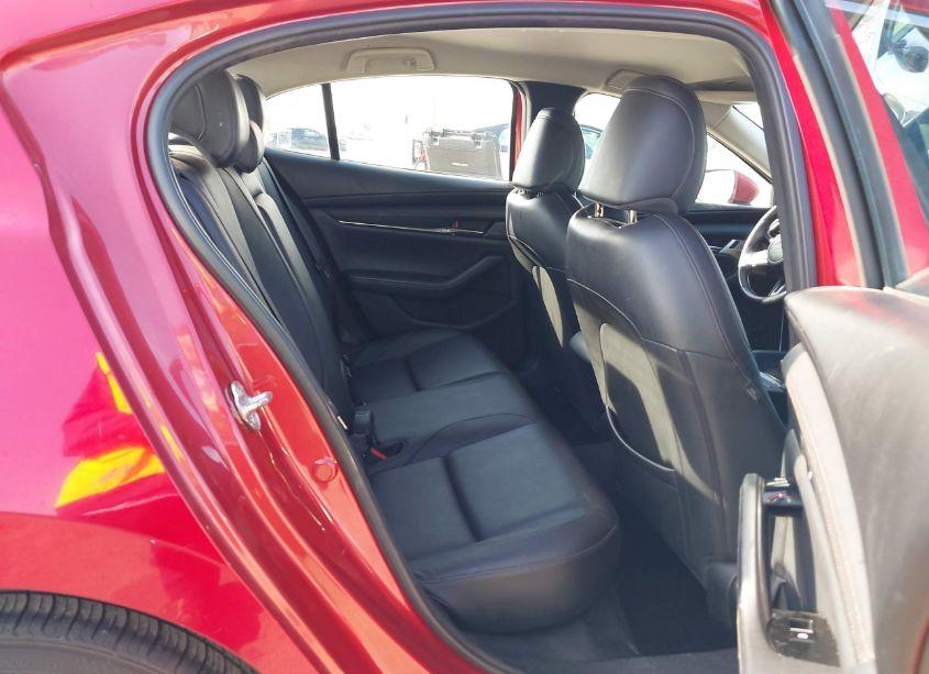 Photo 8 of 2019 Mazda Mazda3 PREFERRED PACKAGE (VIN JM1BPADL2K1114920)