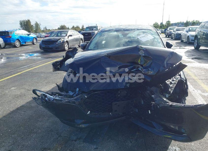 Photo 6 of 2021 Mazda Mazda3 PREMIUM (VIN JM1BPADL7M1303484)