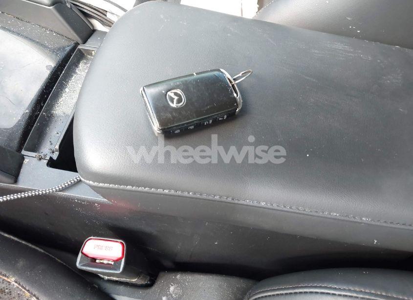 Photo 11 of 2021 Mazda Mazda3 PREMIUM (VIN JM1BPADL7M1308328)