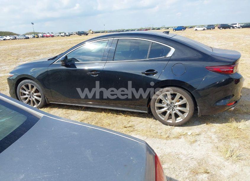 Photo 14 of 2021 Mazda Mazda3 PREMIUM (VIN JM1BPADL7M1308328)