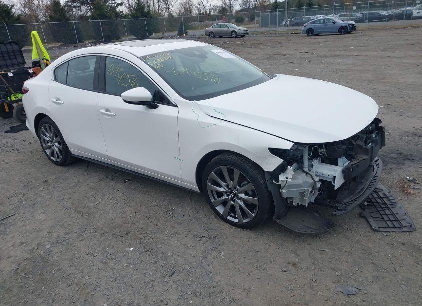 2021 Mazda Mazda3 PREMIUM (VIN JM1BPADL8M1319189) main photo