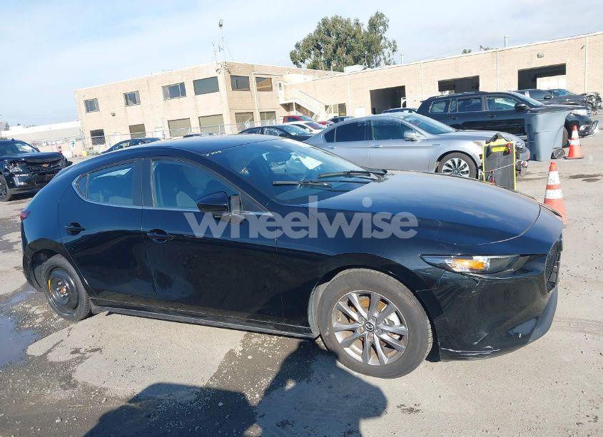 Photo 12 of 2021 Mazda Mazda3 2.5 S (VIN JM1BPAJLXM1314726)