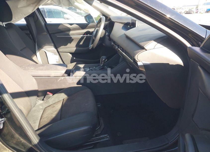 Photo 5 of 2021 Mazda Mazda3 2.5 S (VIN JM1BPAJLXM1314726)