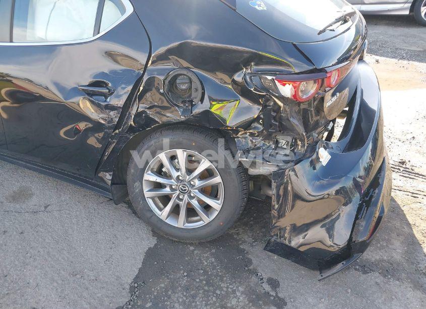 Photo 6 of 2021 Mazda Mazda3 2.5 S (VIN JM1BPAJLXM1314726)