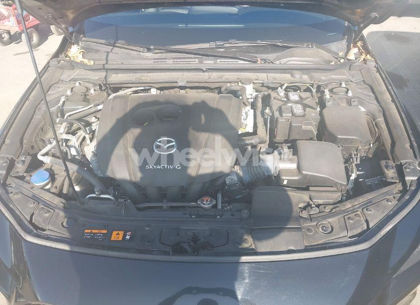 Photo 10 of 2019 Mazda Mazda3 (VIN JM1BPAJM0K1138825)