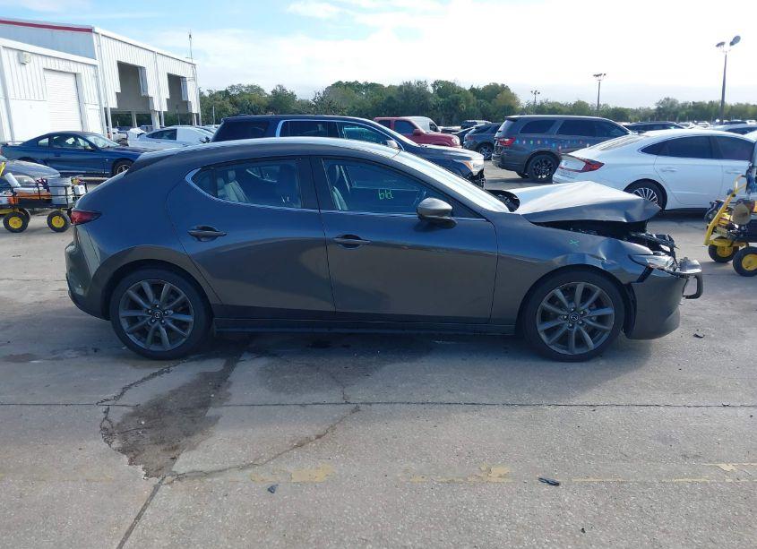 Photo 13 of 2021 Mazda Mazda3 SELECT (VIN JM1BPAKL2M1312662)