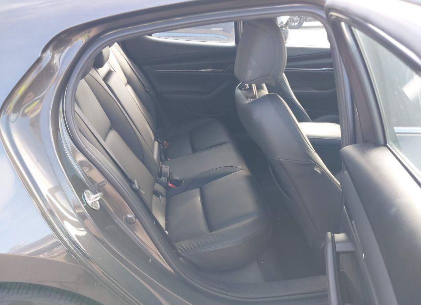 Photo 8 of 2021 Mazda Mazda3 SELECT (VIN JM1BPAKL2M1312662)