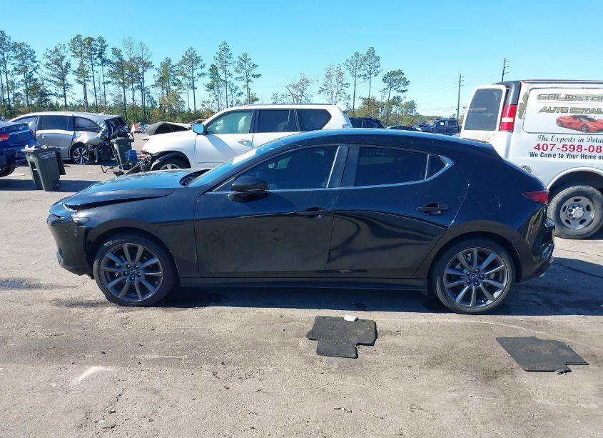 Photo 15 of 2021 Mazda Mazda3 SELECT (VIN JM1BPAKL3M1330233)