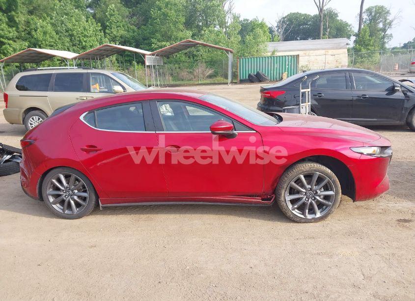 Photo 14 of 2021 Mazda Mazda3 SELECT (VIN JM1BPAKL5M1402579)