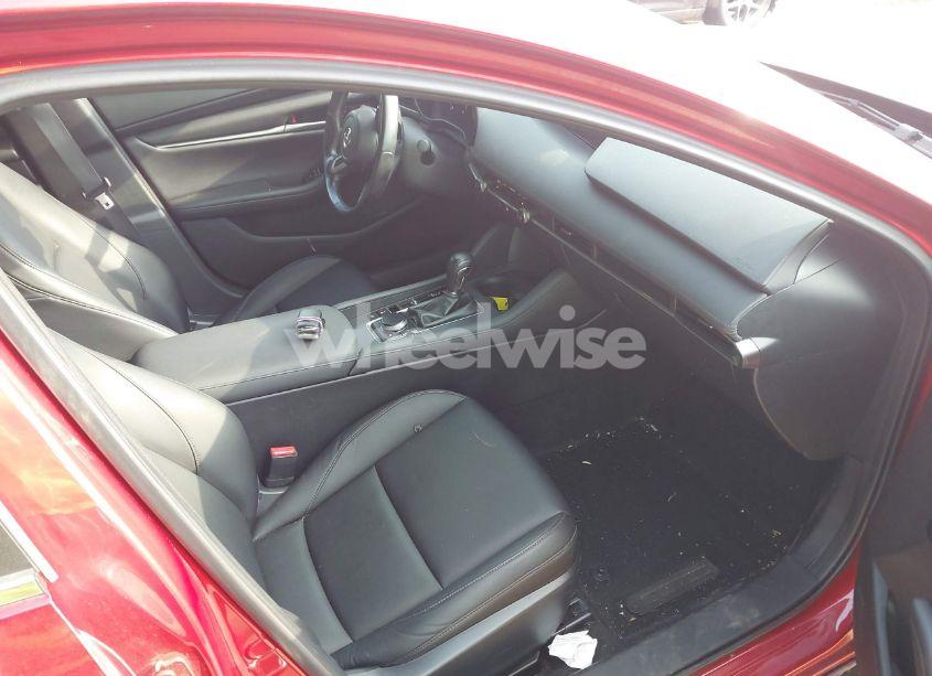 Photo 5 of 2021 Mazda Mazda3 SELECT (VIN JM1BPAKL5M1402579)