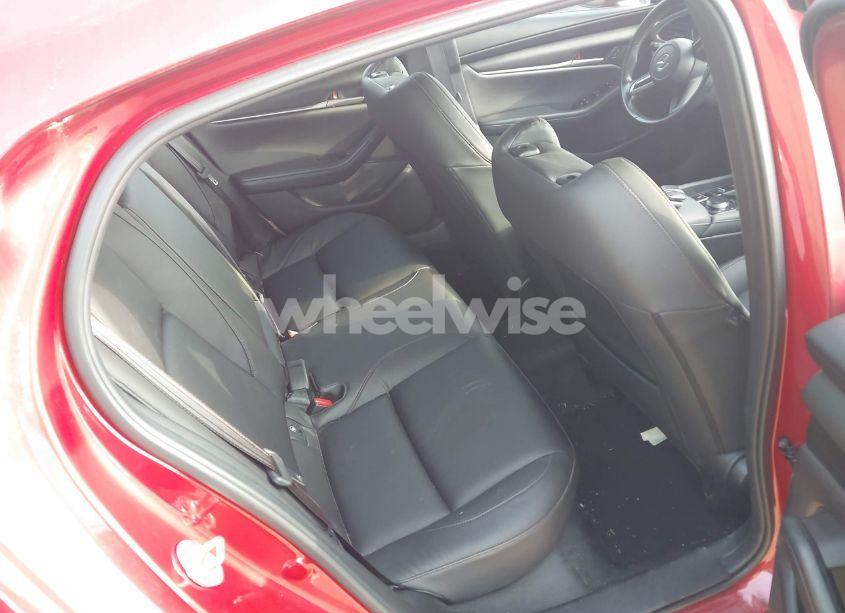 Photo 8 of 2021 Mazda Mazda3 SELECT (VIN JM1BPAKL5M1402579)