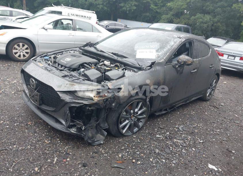 Photo 2 of 2022 Mazda Mazda3 SELECT (VIN JM1BPAKL8N1520756)