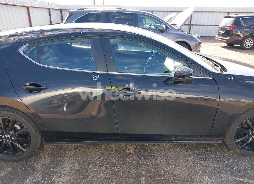 Photo 13 of 2024 Mazda Mazda3 2.5 S SELECT SPORT (VIN JM1BPAKM1R1714317)