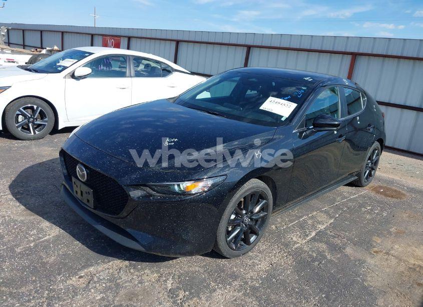 Photo 2 of 2024 Mazda Mazda3 2.5 S SELECT SPORT (VIN JM1BPAKM1R1714317)