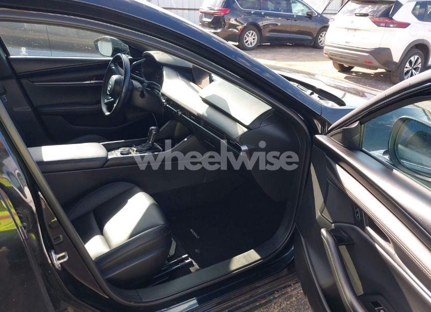 Photo 5 of 2024 Mazda Mazda3 2.5 S SELECT SPORT (VIN JM1BPAKM1R1714317)