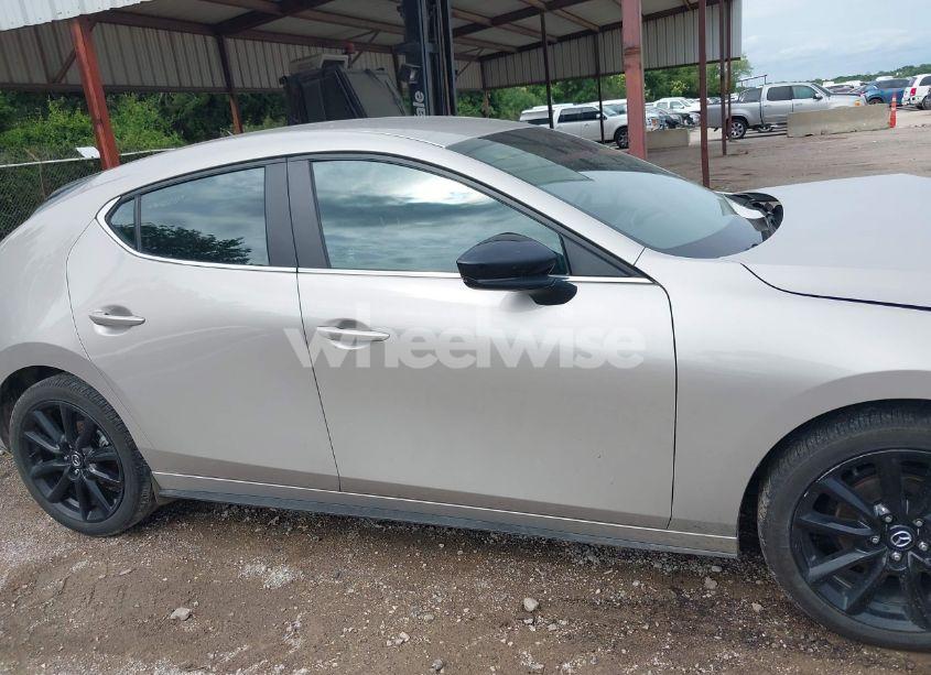 Photo 13 of 2024 Mazda Mazda3 2.5 S SELECT SPORT (VIN JM1BPAKM5R1722193)