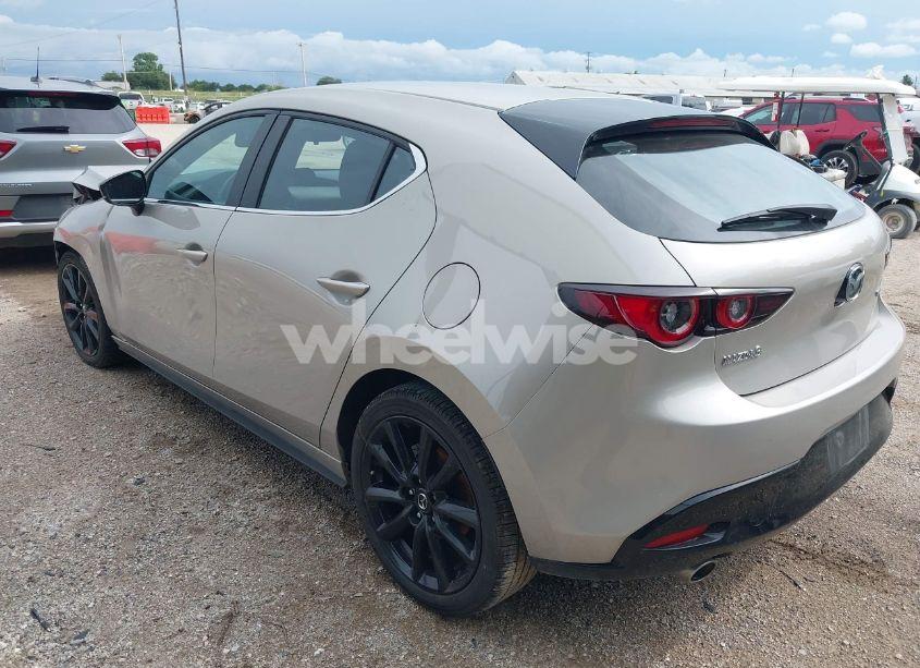 Photo 3 of 2024 Mazda Mazda3 2.5 S SELECT SPORT (VIN JM1BPAKM5R1722193)