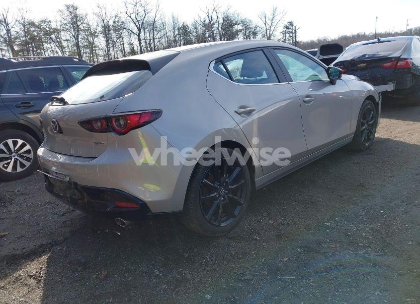 Photo 4 of 2024 Mazda Mazda3 2.5 S SELECT SPORT (VIN JM1BPAKM5R1722226)
